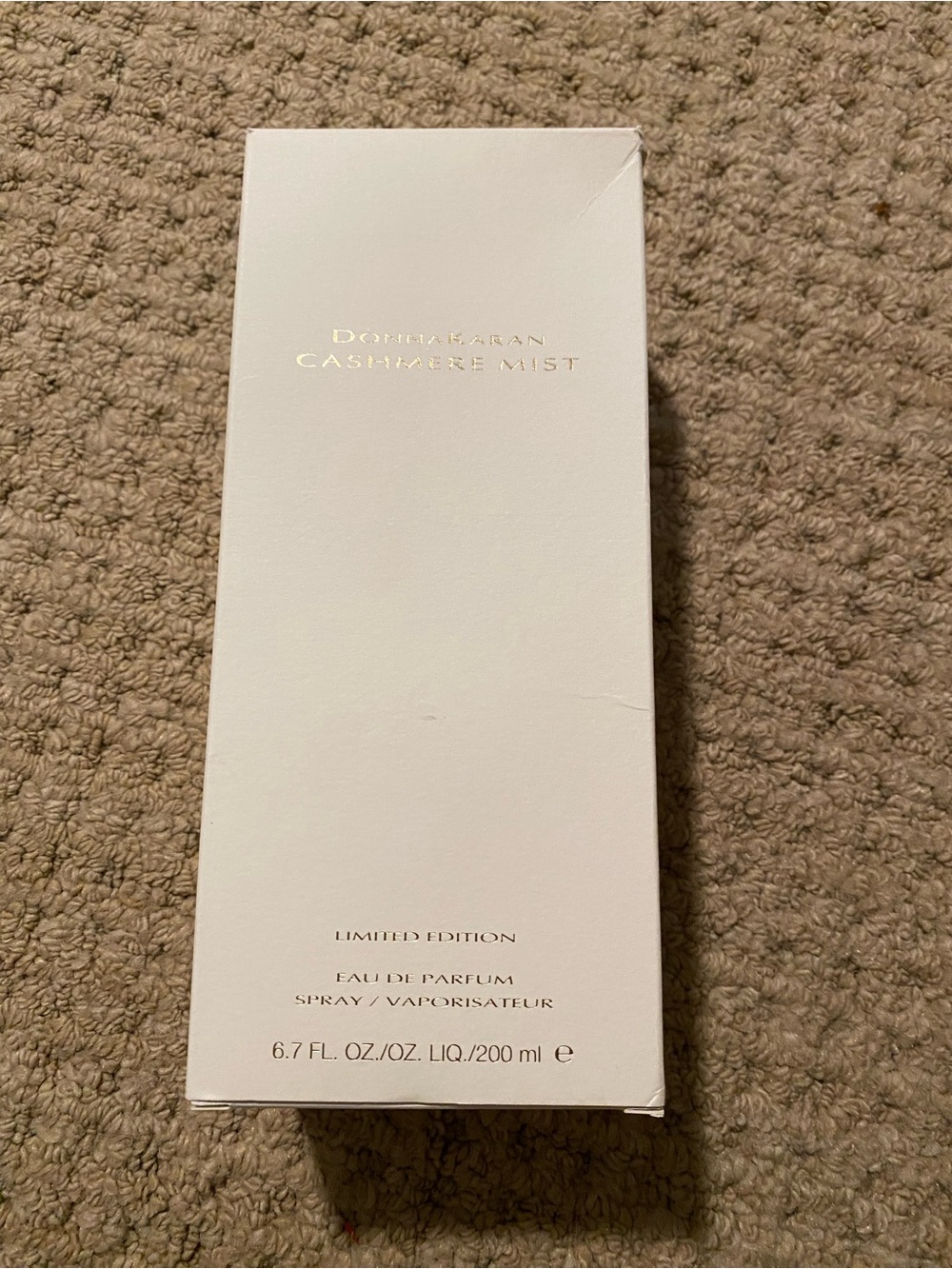 Donna Karan Cashmere Mist Box - White BNWOT